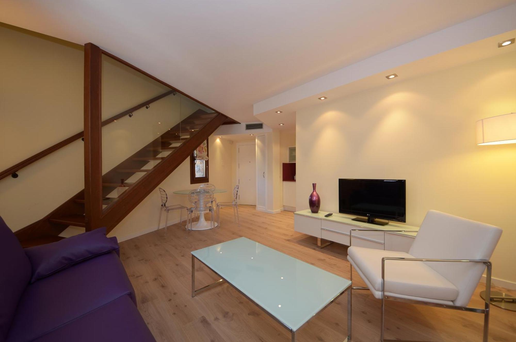 Apartamentos El Palacete De Ainsa Ngoại thất bức ảnh