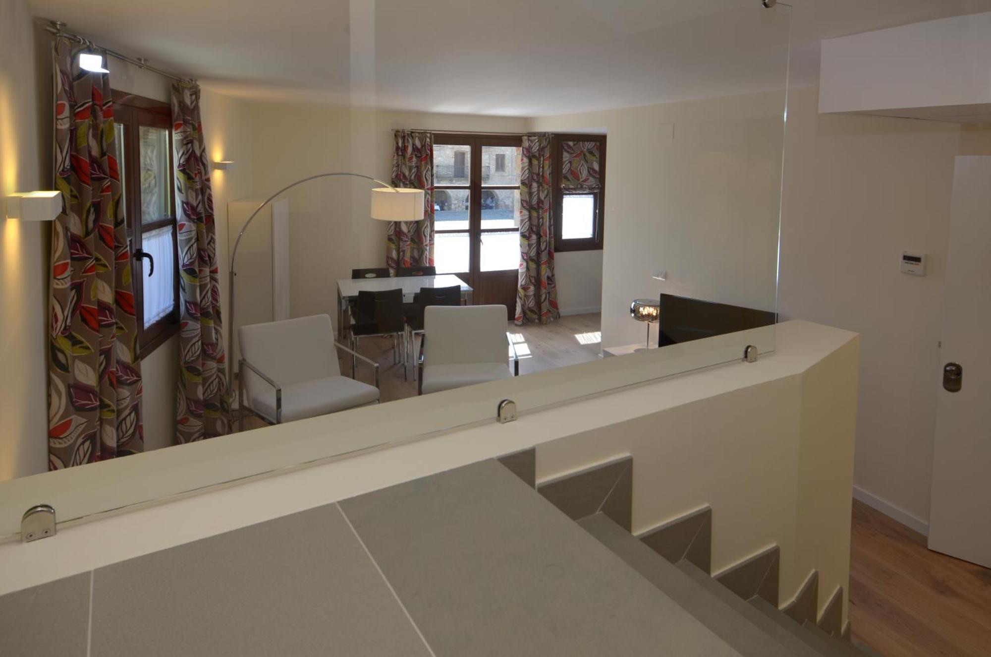 Apartamentos El Palacete De Ainsa Ngoại thất bức ảnh